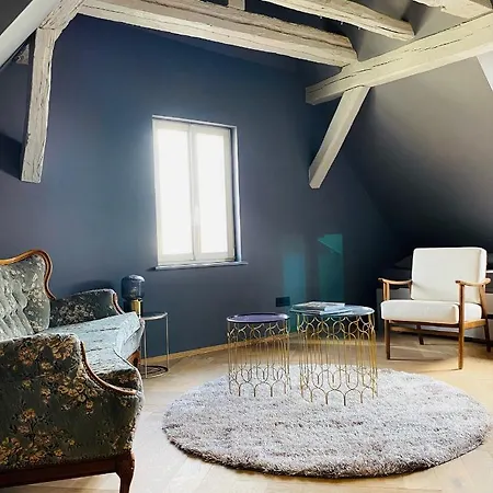 Vintner Apartment *
