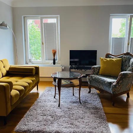 Apartment Vintner