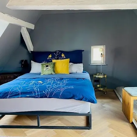 Vintner Apartment *